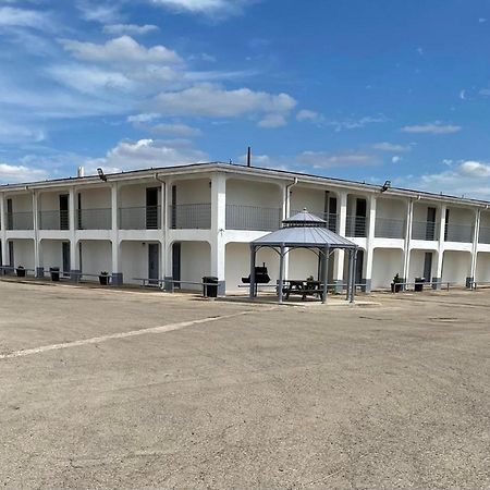Dilley Executive Inn ภายนอก รูปภาพ